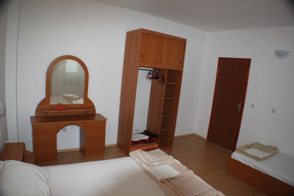 Guest House Katic Trpanj Habitación foto